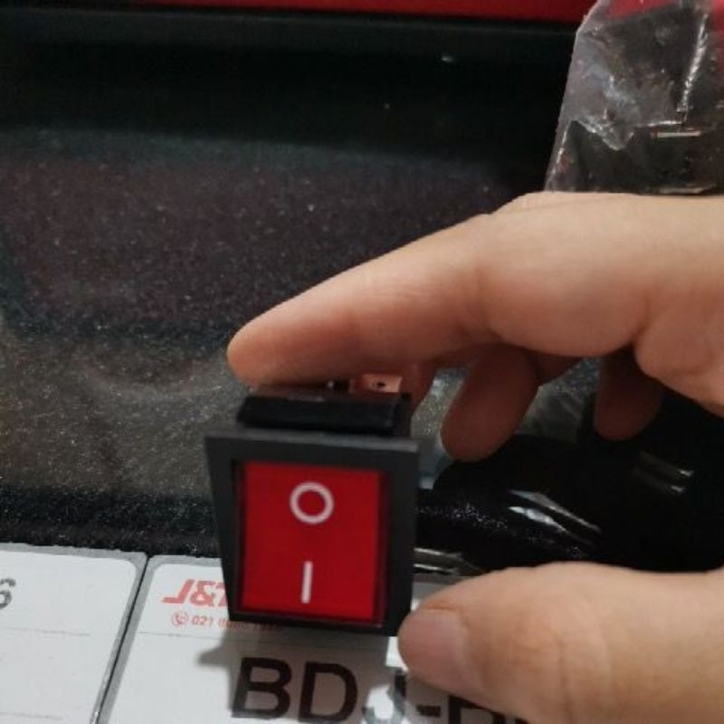 saklar soken b+Lampu switch 23A/30A kaki 4