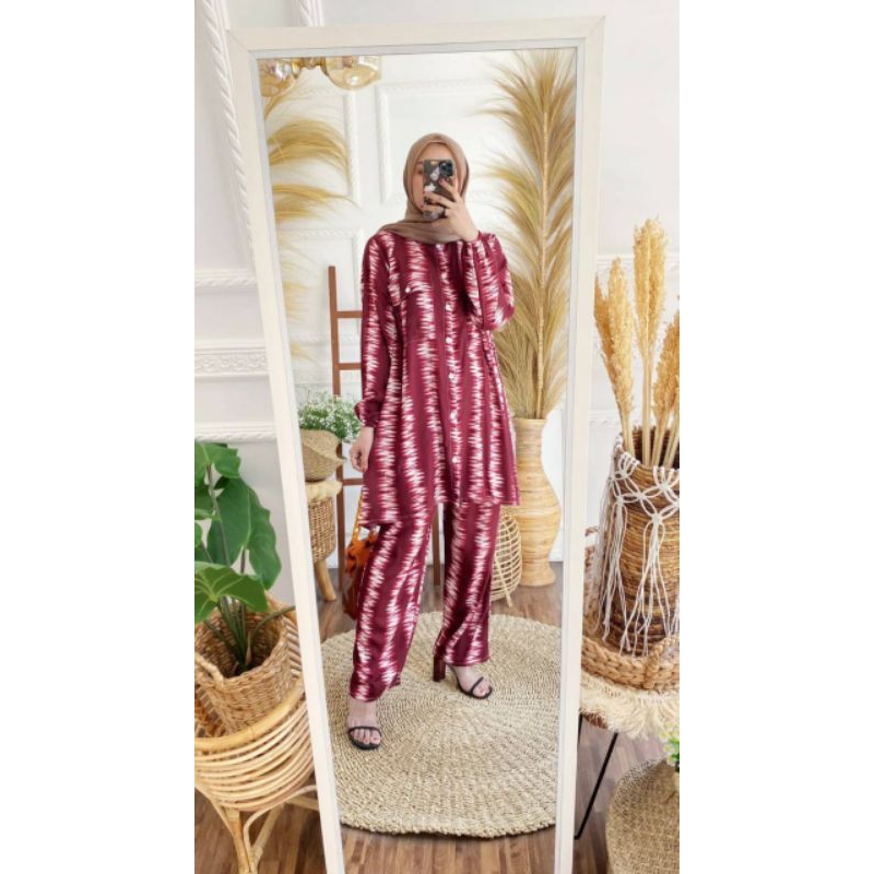 BAJU  SETELAN WANITA KEKINIAN/SETELAN/SETELAN WANITA/SETELAN WANITA KEKINIAN/BAJU SETWANITA KEKINIAN