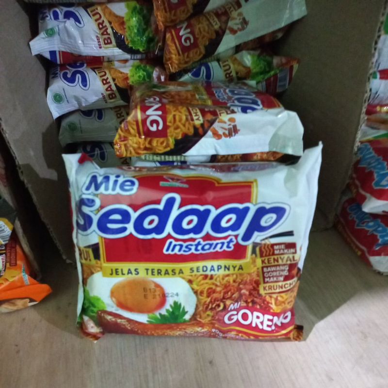 

mie sedap goreng