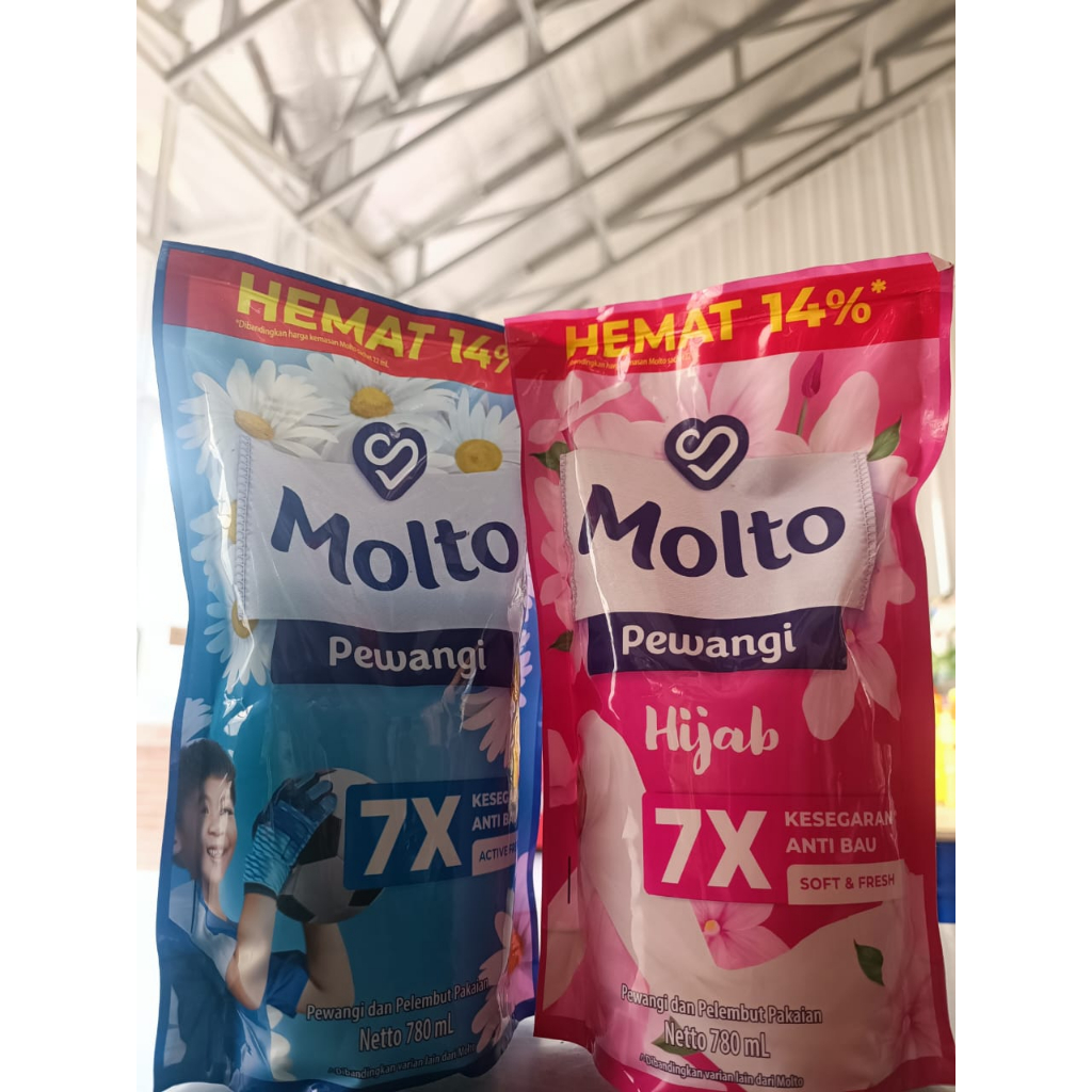 MOLTO PEWANGI 780ML