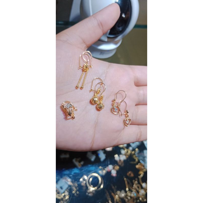 anting emas muda