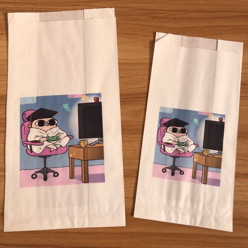 

Packaging Amplop putih motif jobless graduation mini gift vintage