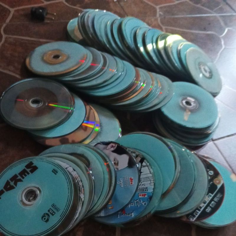 KASET CD/DVD BLANK /RUSAK/Warna Random