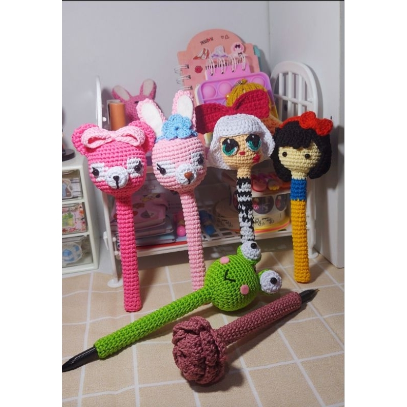 

Amigurumi boneka rajut untuk sarung pulpen, bolpoint,pensil