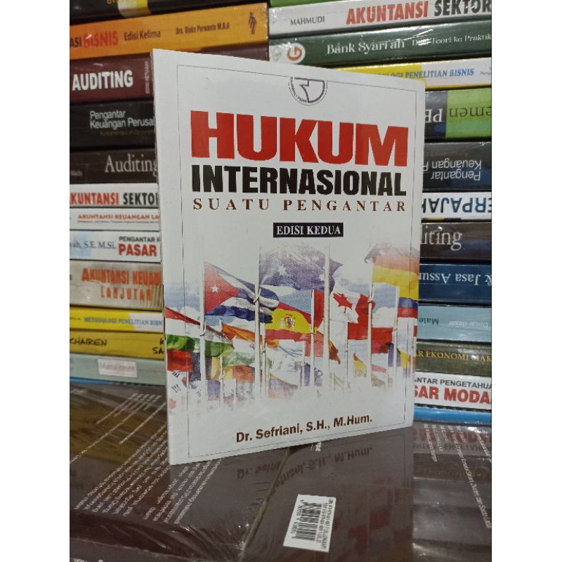 hukum internasional. Sefriani