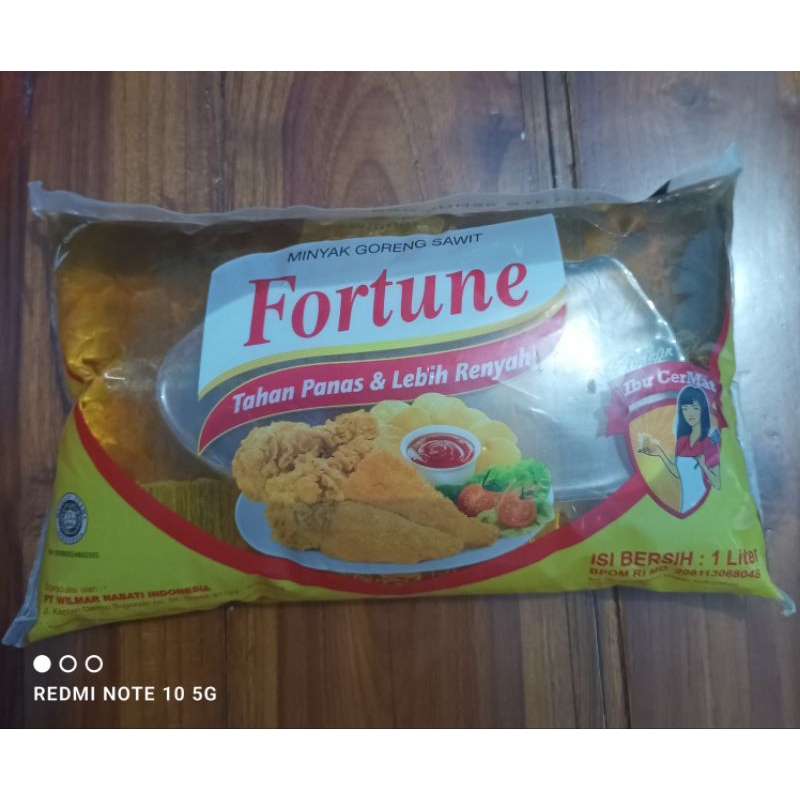 

Minyak goreng Fortune bantal 800ml