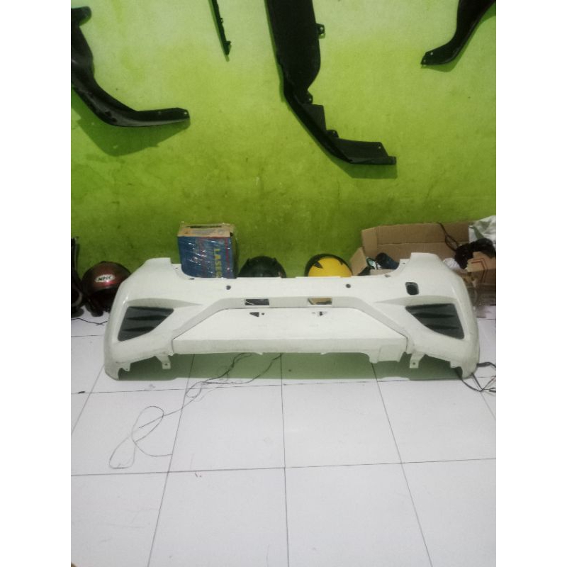 bemper belakang sirion tahun 2019
