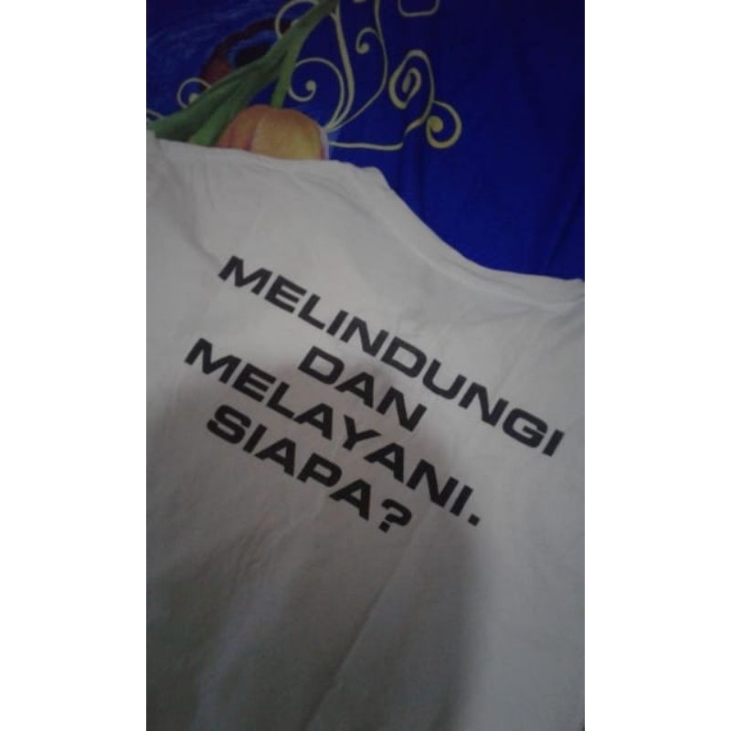 t-shirt seringai lencana second good condition.