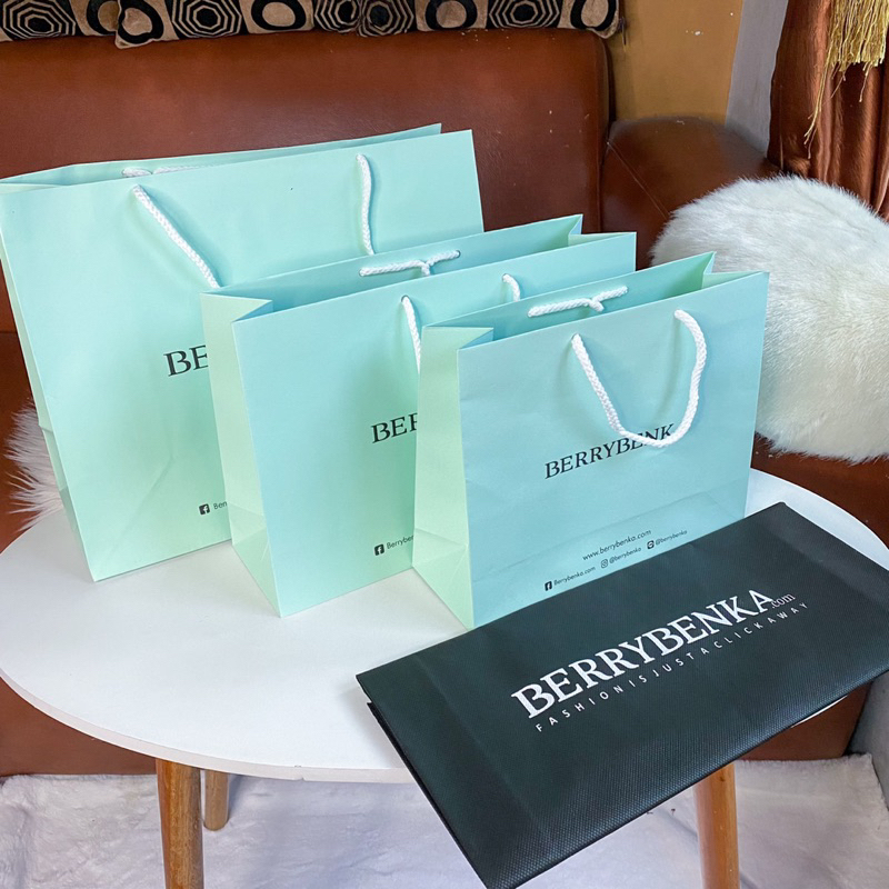 

Paper Bag BB size Small dan Large Bungkus Kado Fashion Mall Kekinian