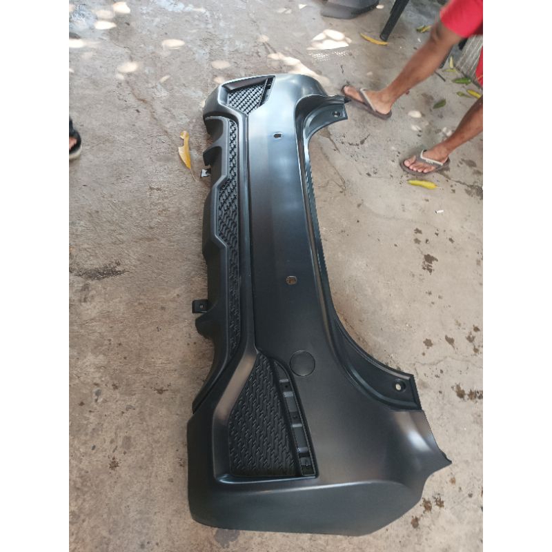 bumper belakang sirion 2015 2016 original baru