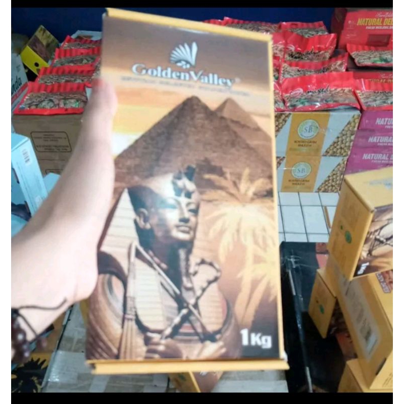 

Kurma Mesir Golden Valley Kemasan Dus
