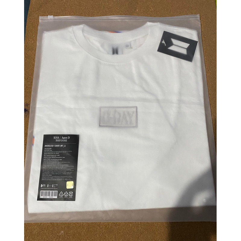 OVERSIZED T-SHIRT AGUST D-DAY (white)