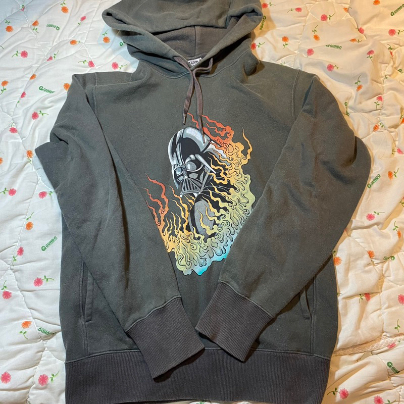UNIQLO x STARWARS hoodie