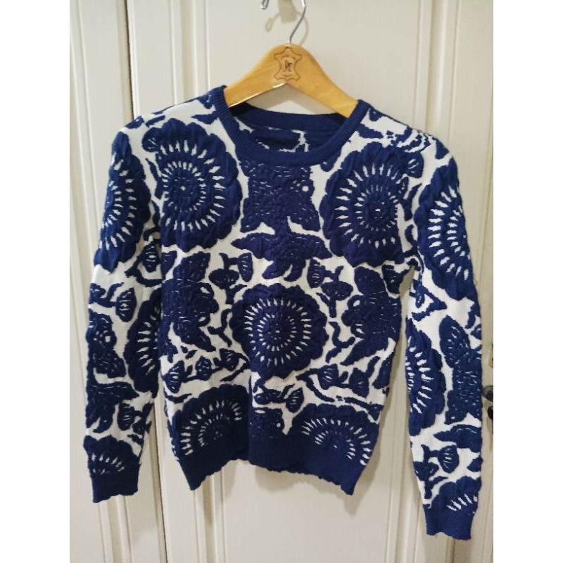 Sweater rajut motif preloved