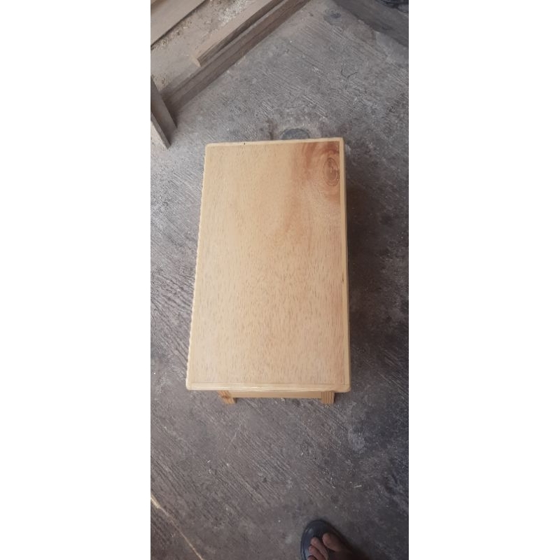 Meja lipat ukuran lebar 35 pajang 60cm tinggi 30cm
