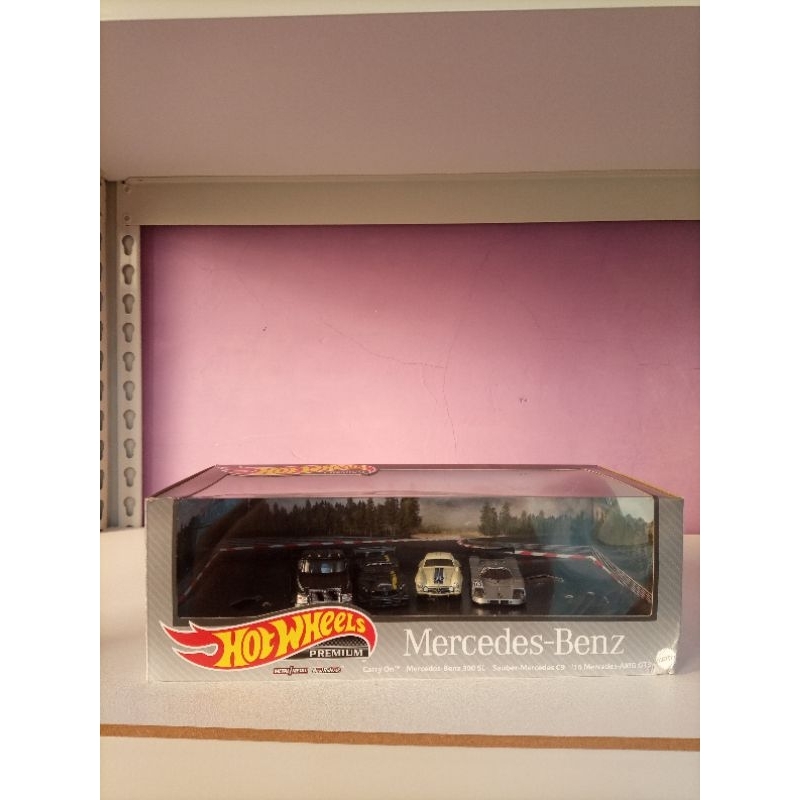 Hotwheels Dioroma Mercy