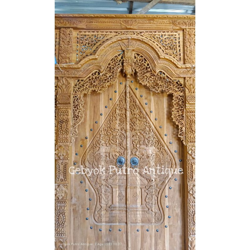 Gebyok 3 Meter Gunungan