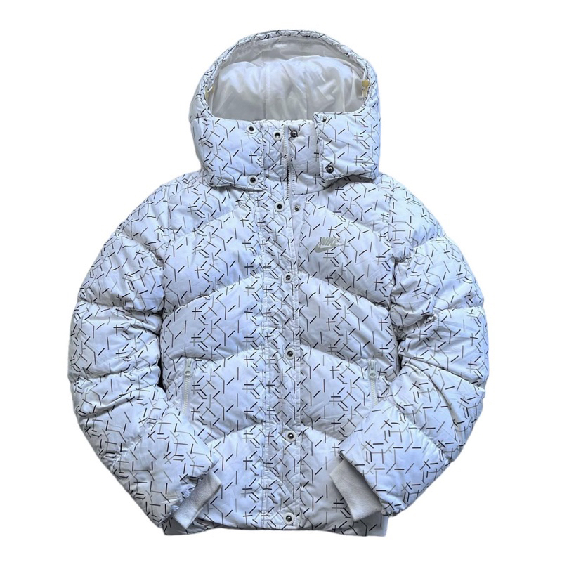 JAKET BULANG NIKE 550fp size M fit L WOMEN 67x54cm second used