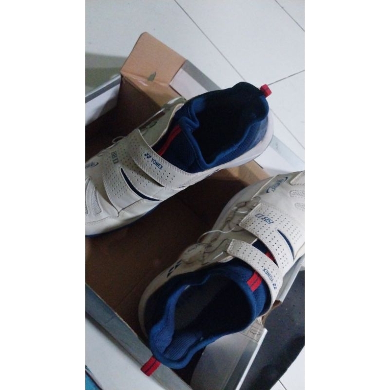 sepatu yonex boa d88