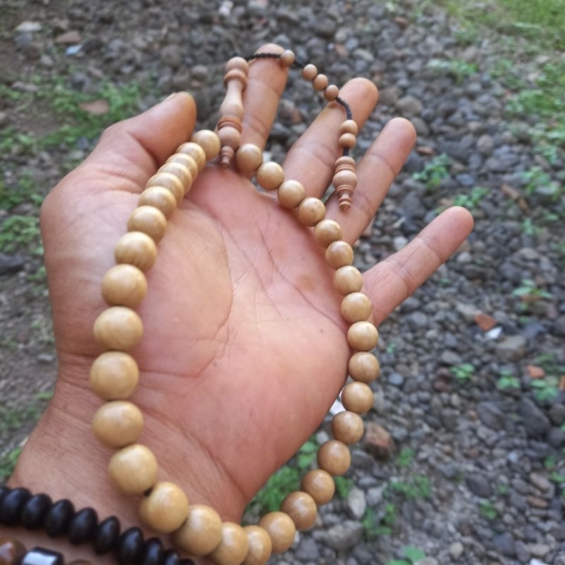 tasbih kayu cendana 10mm 33butir gelang tasbih 33butir