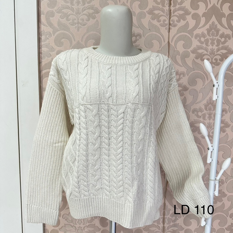 Preloved Sweater Wanita Cable Knit Winter