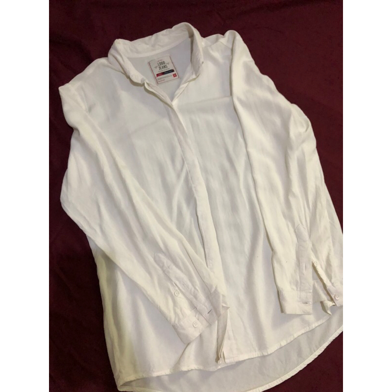 Kemeja Putih Polos Preloved (Logo jeans)