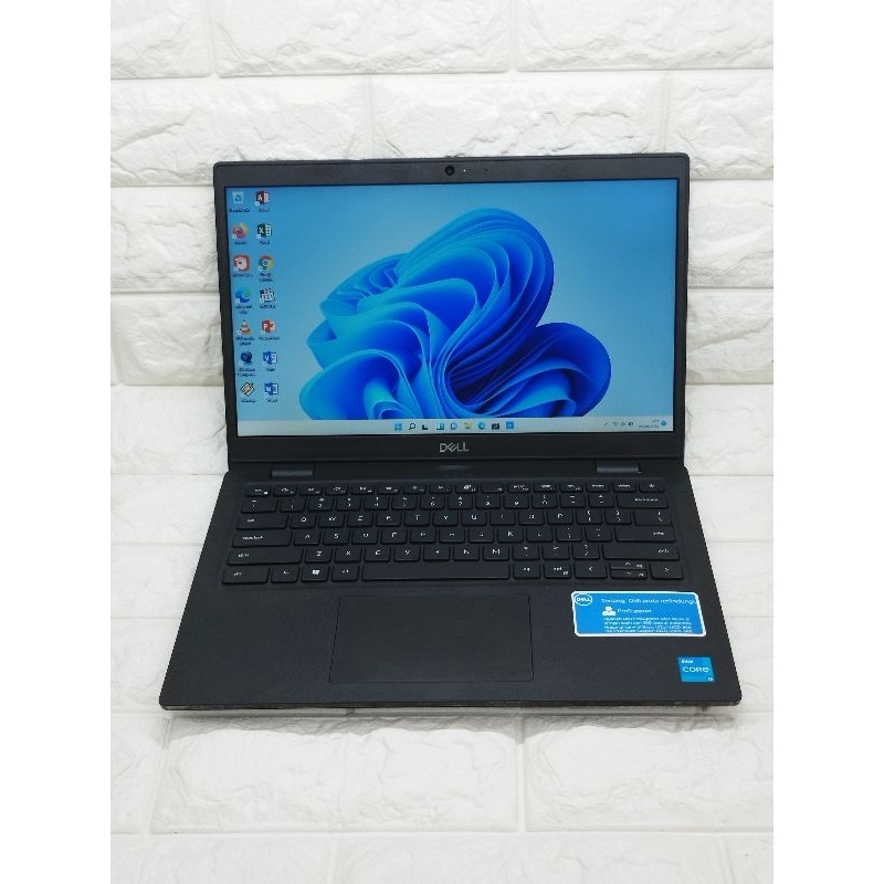 Laptop Dell latitude 3420 11th gen Intel core i3 RAM 8 GB SSD 256 GB