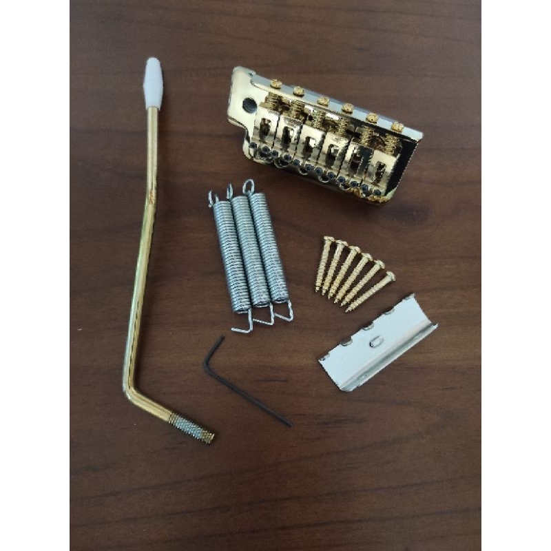 Bridge Tremolo  Gitar Model Fender Stratocaster
