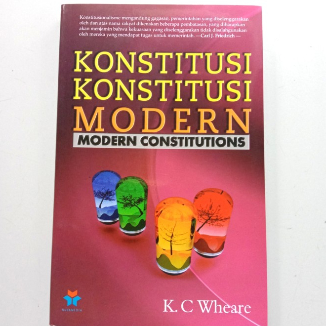 KONSTITUSI KONSTITUSI MODERN Modern Constitutions - K. C Wheare