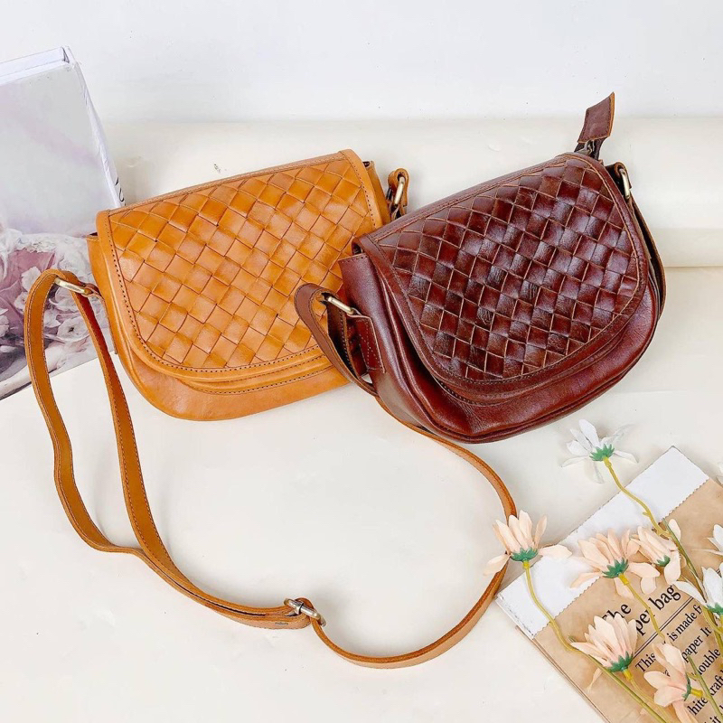 HASKAA LEATHER - Tas anyam wanita - Cassandra Anyam sling bag