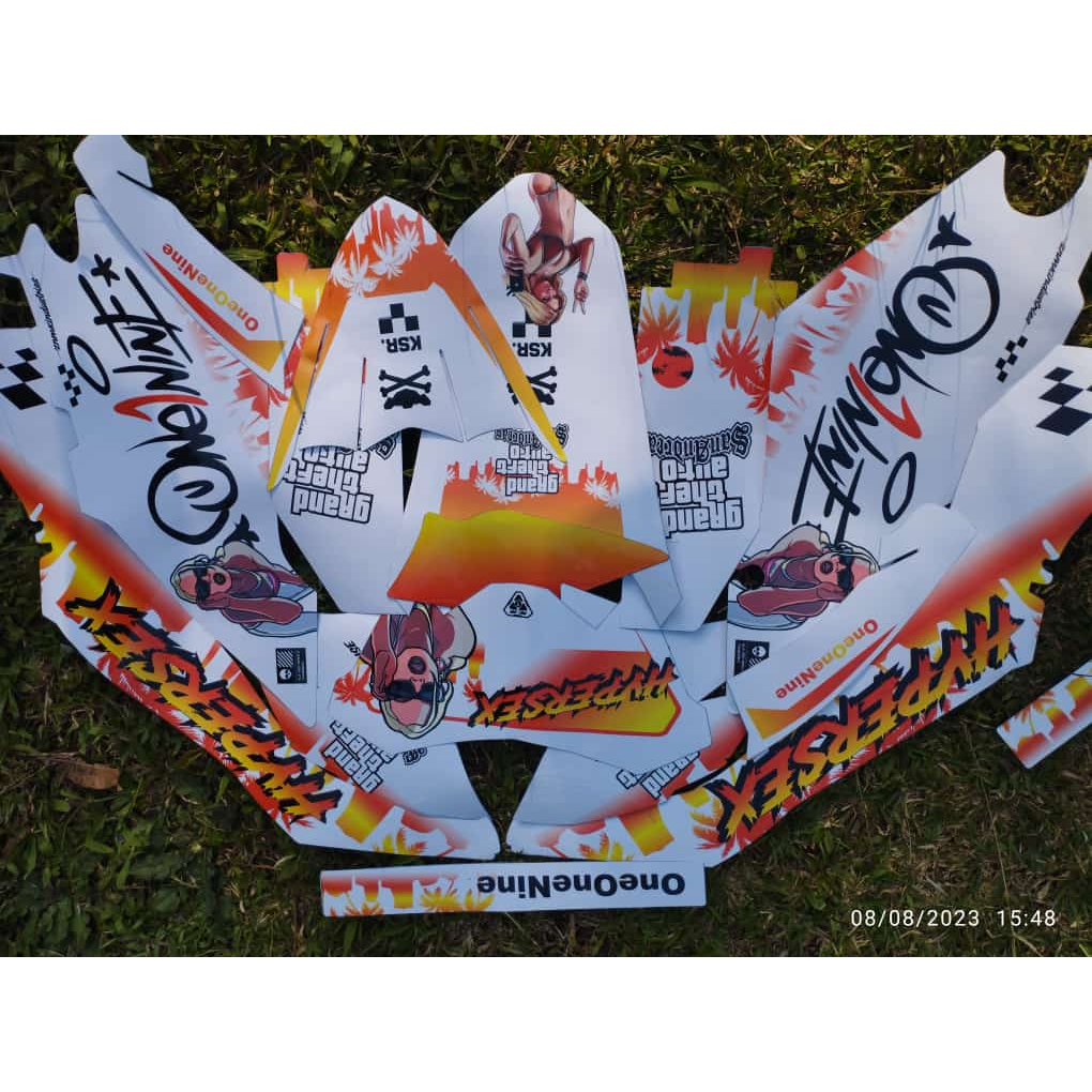 Decal KLX Dtracker putih supermoto full body bisa custom