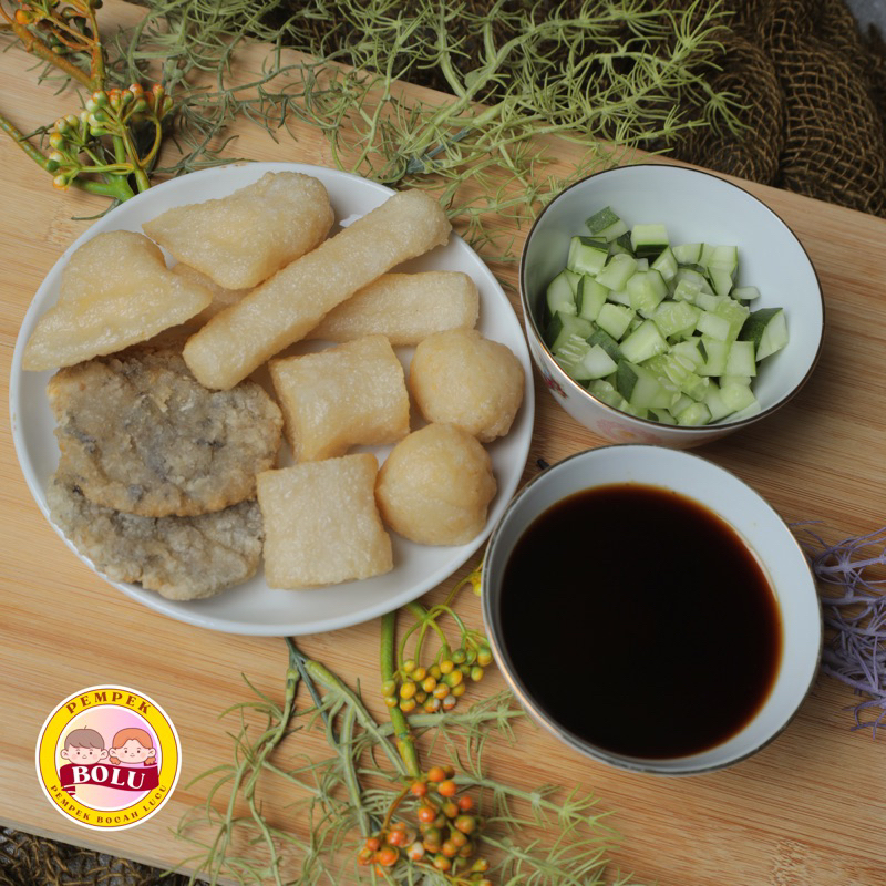 

Pempek Campur 10 pcs. Pempek Premium Asli Ikan Tenggiri Super