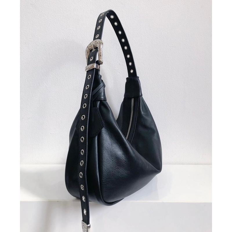 Kaynn “Ginna” shoulder bag