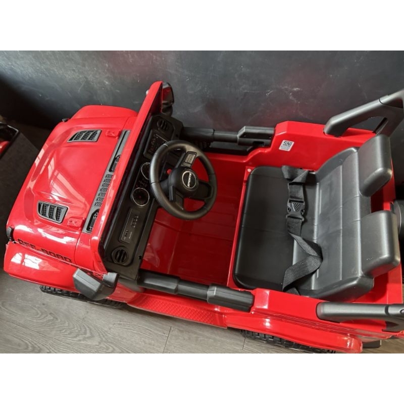 Mobil Aki Remote Jeep Merah