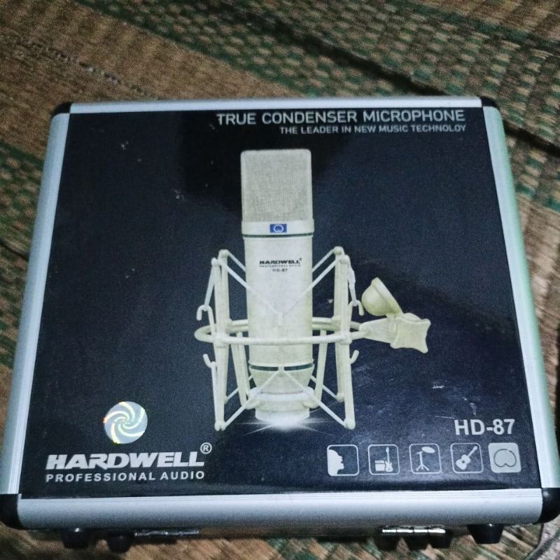 Mic Hardwell