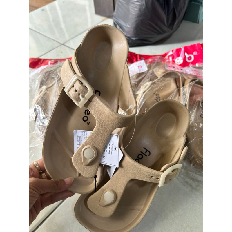 SandalJepitFladeoWanita