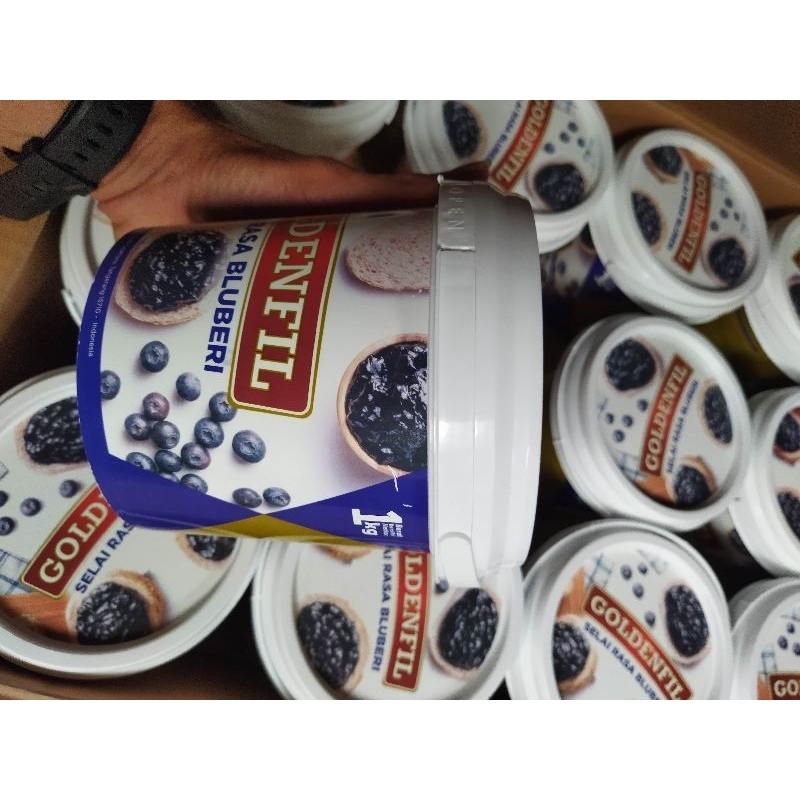 Goldenfil selai dengan buah asli strawberry &blueberry kemasan 1kg