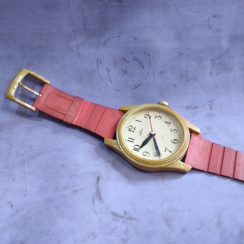 jam dinding mirado model jam tangan raksasa jadul vintage antik lawas kuno rare langka klasik dan im