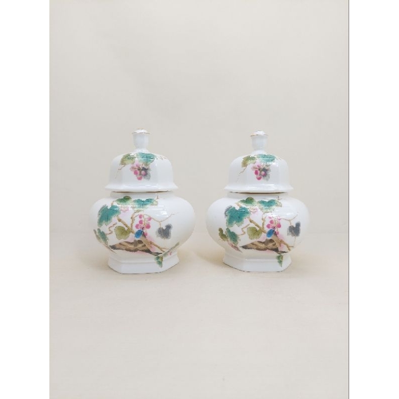 Sepasang Guci Motif Burung Set 2pcs  / Pajangan / Dekorasi / Hiasan Guci Dengan Tutup