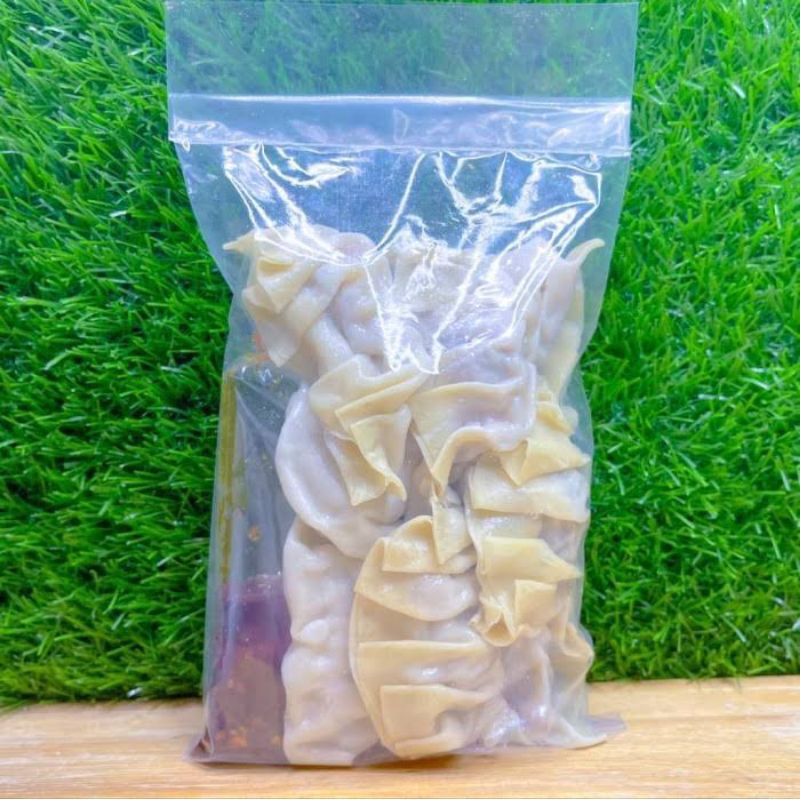 

Gyoza isi 10 + sambal / Gyoza Enak / Promo