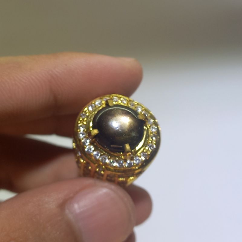 cincin batu black sapphire star corundum