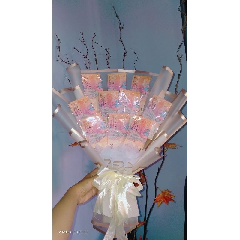 

Buket uang