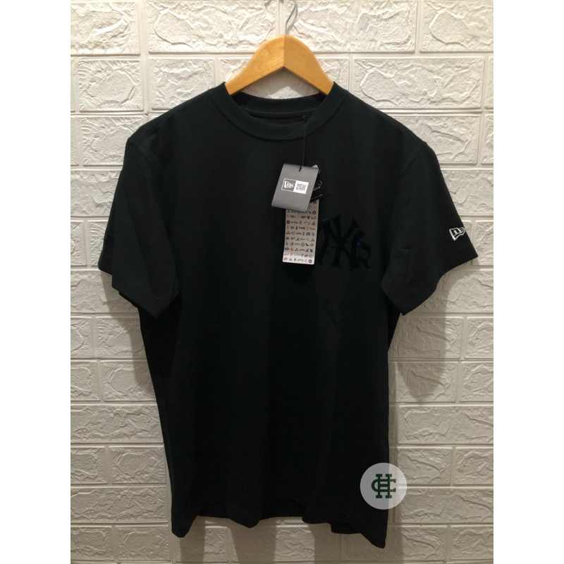 HISWAN [BTS] - BTS x New Era Black Swan New York Yankees T-Shirt 4 Colors Official MD Black / XL