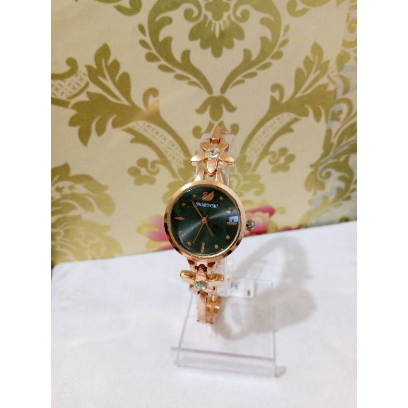 Jam tangan wanita Swarovski rose gold model krepyak/ jam tangan analog untuk wanita