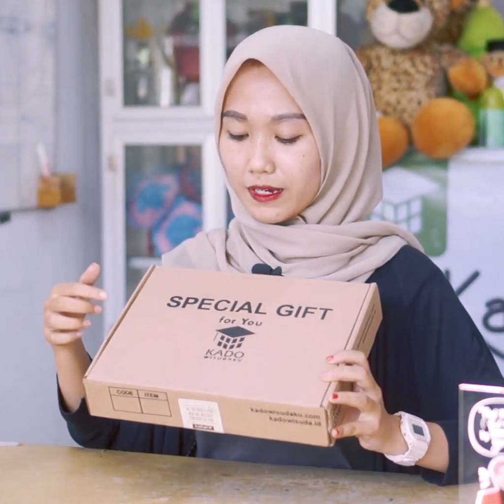 Bakulanku1717 Jam Frame A4 Kado Hadiah Dosen Pembimbing Skripsi Tugas Akhir Kuliah