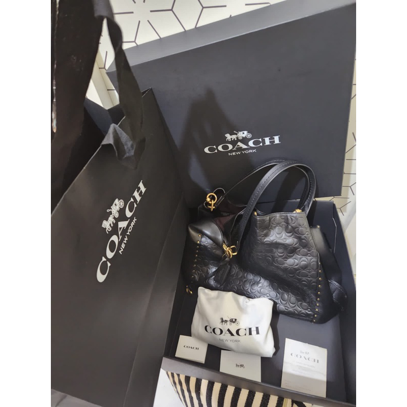 Tas Coach Embossed Black (ORI BUTIK Coach mall)