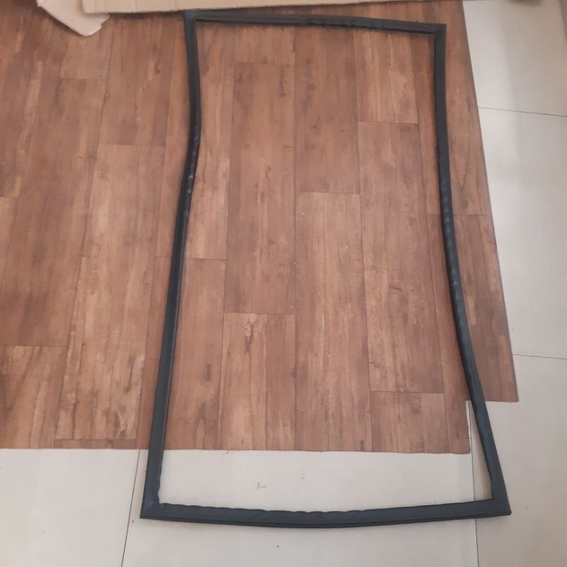 Karet pintu gasket kulkas samsung 2 pintu model RT38K5032BS BAWAH