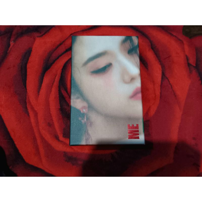 First Album Jisoo Flower