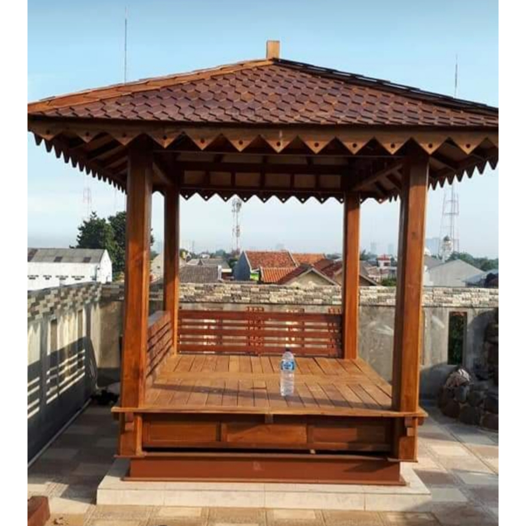 Gazebo Taman Model Minimalis Bahan Kayu Jati Atap Sirap Kayu Ulin