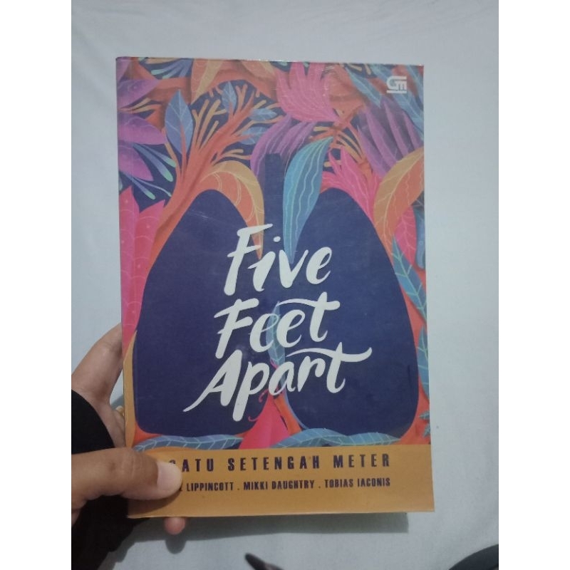 (PRELOVED) Five Feet Apart